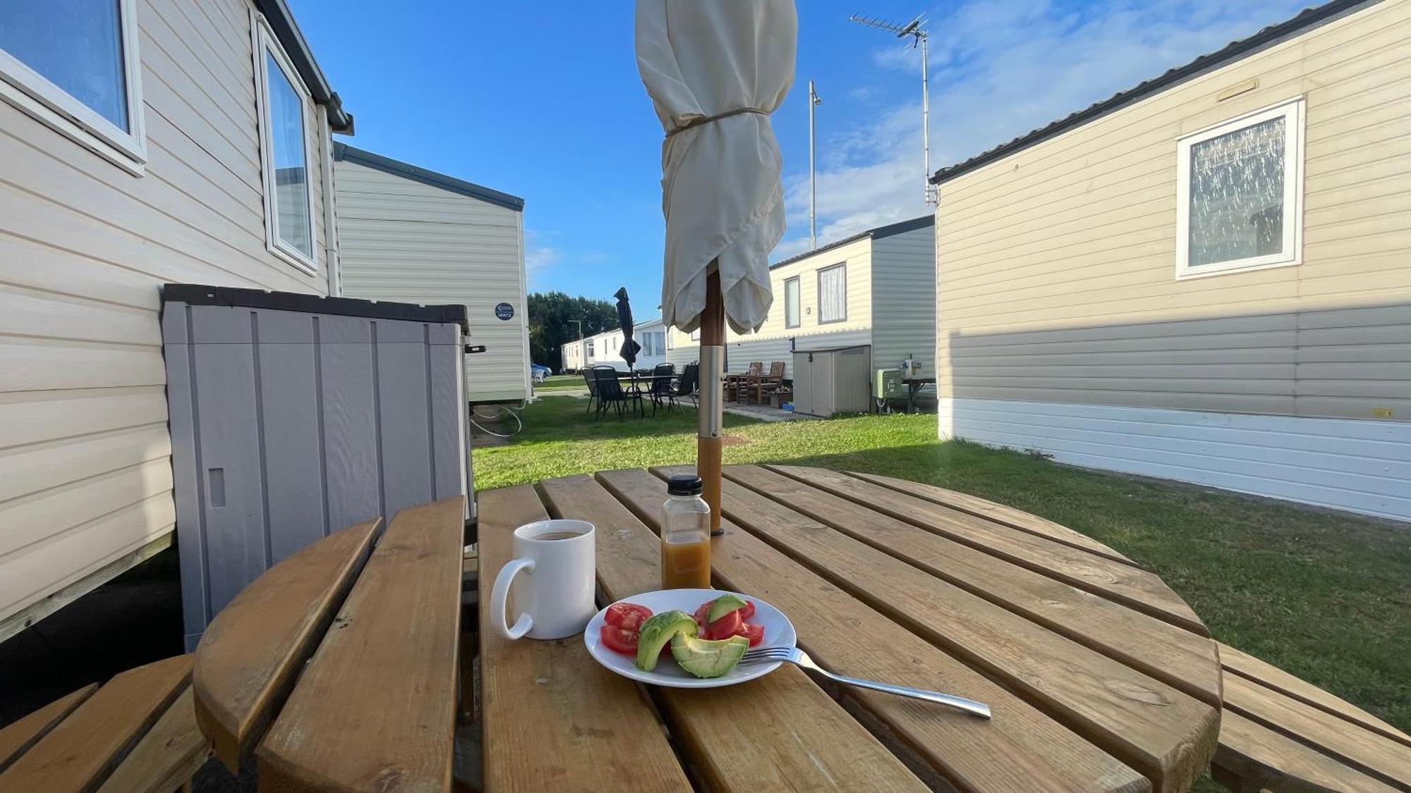 Cozy Private Static Caravan At Llyons Robin Hood - Silver Birch Way 11 Villa Rhyl Exterior photo